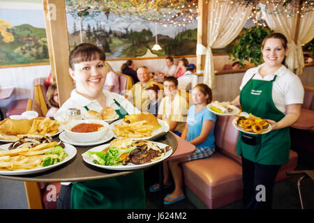 Indiana Kouts, Joy's, Familie Familien Eltern Eltern Kinder, Restaurant Restaurants Essen Essen Essen Essen essen Café Cafés Bistro, Komfort Essen, Platte Stockfoto