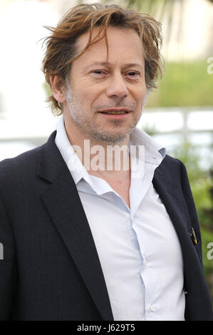 Mathieu Amalric bei "Barbara" Fototermin während des 70. Cannes Film Festival im Palais des Festivals am 18. Mai 2017 in Cannes, Frankreich | Verwendung Weltweit/Picture alliance Stockfoto