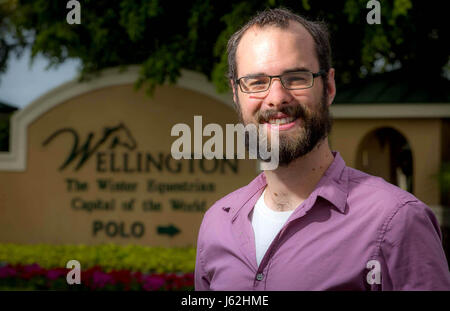 Wellington, Florida, USA. 19. Mai 2017. Wellington-Gemeinschaft-Reporter für The Palm Beach Post Matt Morgan in Wellington, Florida am 19. Mai 2017. Bildnachweis: Allen Eyestone/The Palm Beach Post/ZUMA Draht/Alamy Live-Nachrichten Stockfoto