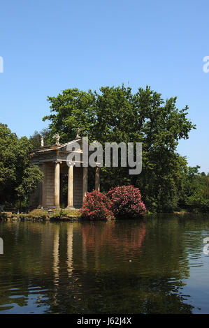 Park Spalten Rom Roma Salzwasser Meer Ozean Wasser Italien Park Pflanze Spalten Stockfoto