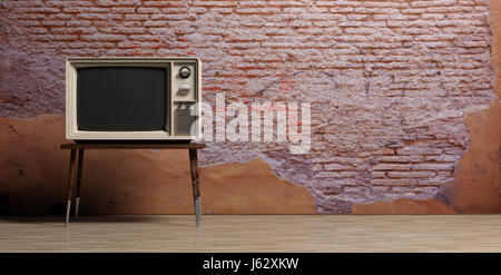 Vintage TV auf gestrichenen Wand Hintergrund. 3D illustration Stockfoto
