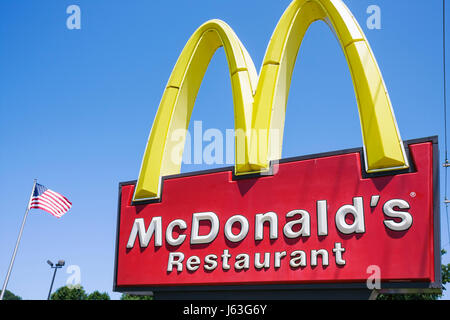 Michigan, MI, mich, Upper Midwest, Bridgman, McDonald's, Burger, Hamburger, Franchise, McDonalds, Restaurant Restaurants Essen Essen Essen Essen gehen Cafe Cafes bis Stockfoto