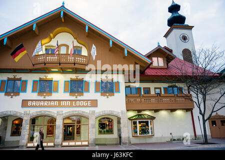 Michigan Frankenmuth, Bavarian Inn, Lodge, Hotel, deutsche ethnische Gemeinschaft, Architektur des alpinen Dorfes, Gebäude, Balkon, außen, vorne, Eingang, Lig Stockfoto