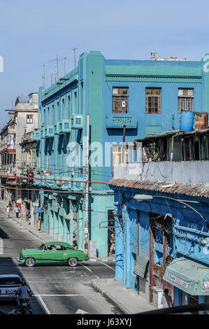 Straßenszene von Neptuno Straße, Havanna, Kuba Stockfoto