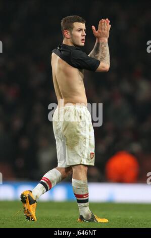 JACK WILSHERE IN einem BAYERN SHIR ARSENAL V BAYERN München EMIRATES Stadion LONDON ENGLAND UK 19. Februar 2013 Stockfoto