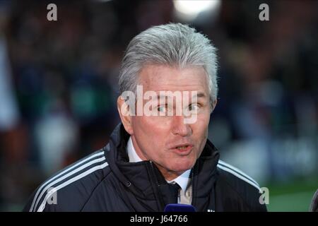 JUPP HEYNCKES BAYERN München-FC-COACH LONDON ENGLAND UK 19. Februar 2013 Stockfoto