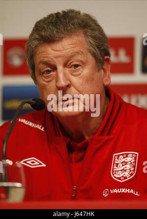 ROY HODGSON ENGLAND MANAGER ENGLAND MANAGER BEST WESTERN PALACE HOTEL SERRAVALLE SANMARINO 21. März 2013 Stockfoto