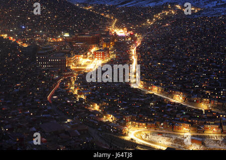 Wuming Buddhist College Nacht der Provinc Seda County, Sichuan, China Stockfoto