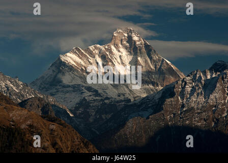 Nanda Devi Peak im indischen Himalaya, gesehen vom Auli (Uttarakhand, Indien) Stockfoto