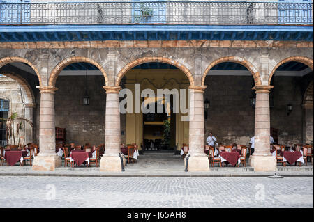 Case del Marques de Aguas Claras, jetzt Restaurant El Patio in Plaza De La Catedral in Alt-Havanna, Kuba Stockfoto