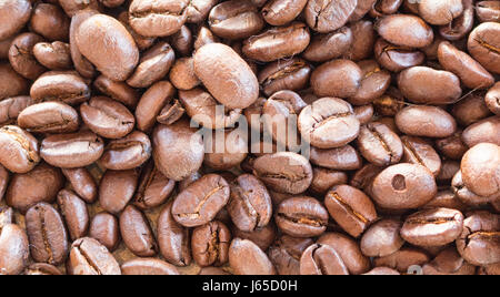 die kleine abstrakte braunen Kaffeebohnen Stockfoto