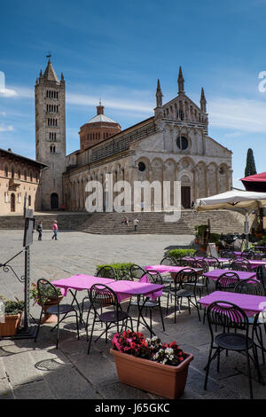 MASSA MARITTIMA, Italien - 14. Mai 2017: Toskana, die Kathedrale St. Cerbone, mittelalterliche Stadt Massa Marittima in Italien Stockfoto