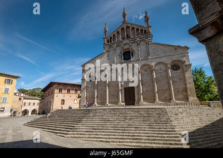 MASSA MARITTIMA, Italien - 14. Mai 2017: Toskana, die Kathedrale St. Cerbone, mittelalterliche Stadt Massa Marittima in Italien Stockfoto