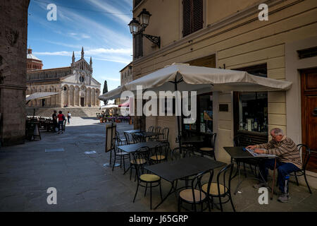 MASSA MARITTIMA, Italien - 14. Mai 2017: Toskana, die Kathedrale St. Cerbone, mittelalterliche Stadt Massa Marittima in Italien Stockfoto