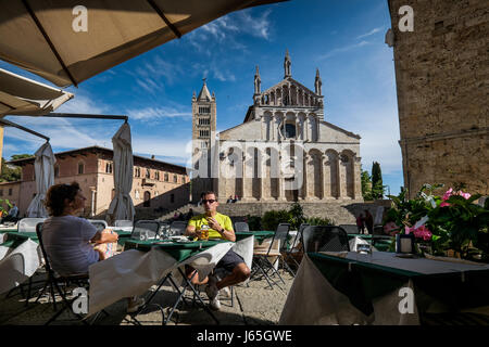 MASSA MARITTIMA, Italien - 14. Mai 2017: Toskana, die Kathedrale St. Cerbone, mittelalterliche Stadt Massa Marittima in Italien Stockfoto