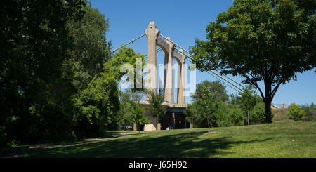 Hennepin Avenue Bridge über den Mississippi River, Minneapolis, Hennepin County, Minnesota, USA Stockfoto