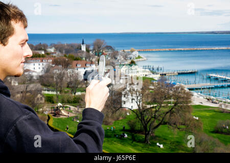 Mackinac Island Michigan, Historic State Parks Park Mackinaw, Straits of, Lake Huron, Fort Mackinac, Aussicht, Marquette Park, Erwachsene Erwachsene Männer männlich, Zellpho Stockfoto