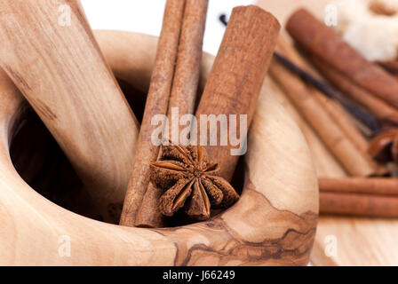 optionale Geschmack Zimtstange Kardamom Anis Weihnachten Xmas Weihnachten Essen Stockfoto