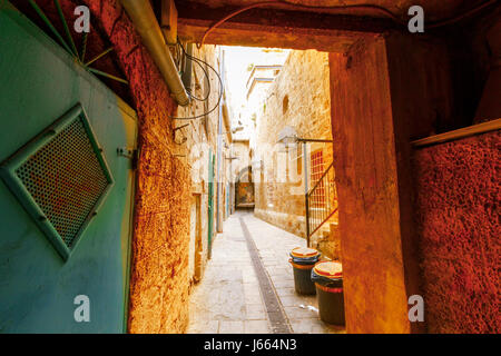 Straßenansicht der Acre, UNESCO-Weltkulturerbe seit 4000 Jahren ununterbrochen bewohnt. Stockfoto