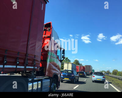 Stau auf der Autobahn M6, England Stockfoto