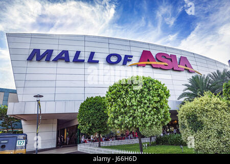 Fassade der SM Mall of Asia, SM MOA, 4. größte Shopping-Mall in den Philippinen in Bay City, Pasay, Insel Luzon, Philippinen. Stockfoto