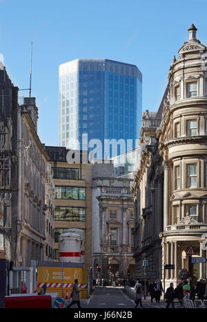 Fernblick aus Liverpool Street-Bereich. Angel Court, London, Vereinigtes Königreich. Architekt: Fletcher Priester, 2017. Stockfoto