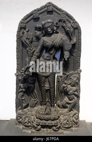 Khadiravani Tara, vom 10. Jahrhundert fand in Basalt, Bihar jetzt ausgesetzt, in der indischen Museum Kolkata, Westbengalen, Indien Stockfoto