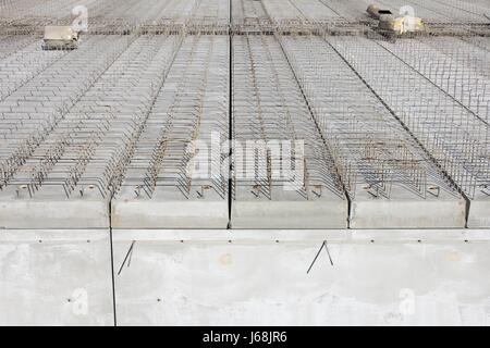 Betonwerk auf Baustelle Stockfoto