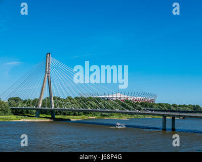 Warschau, Polen - 5. Juni 2016 - Fusse-Brücke über die Weichsel in Warschau, Polen. Stockfoto