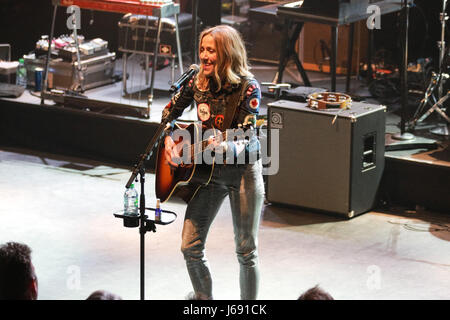 O2 Shepherds Bush Empire, London, UK 19. Mai 2017 Sheryl Crow, Sheryl Crow, erklingt im Konzert in O2 Shepherds Bush Empire, Credit: Richard Soans/Alamy Live News Stockfoto