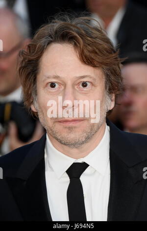 Cannes, Deutschland. 18. Mai 2017. Mathieu Amalric besucht den Les Fantomes d'Ismael Film roten Teppich 70. Cannes Film Festival, Cannes 17.05.2017 | Verwendung Weltweit/Picture Alliance Credit: Dpa/Alamy Live-Nachrichten Stockfoto