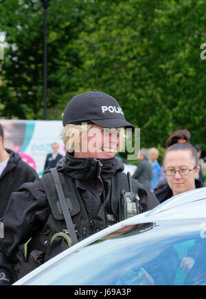 Gloucester, Großbritannien. 20. Mai 2017. Gloucestershire Polizei verwenden Gloucester Park für eine öffentliche Demonstration der Rolle der Polizeihunde bei der Verbrechensbekämpfung. Kredit: Chris Poole/Alamy Live-Nachrichten Stockfoto