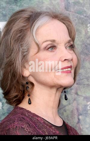 Los Angeles, CA, USA. 19. Mai 2017. Grace Zabriskie im Ankunftsbereich für TWIN PEAKS Premiere, The Theatre im Ace Hotel, Los Angeles, CA 19. Mai 2017. Bildnachweis: Priscilla Grant/Everett Collection/Alamy Live-Nachrichten Stockfoto