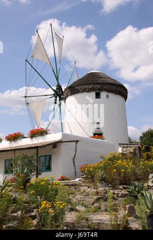 portugiesische Windmühle Stockfoto