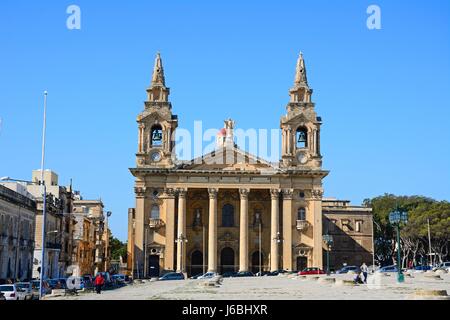 Blick auf St. Publius Kirche, Floriana, Malta, Europa. Stockfoto