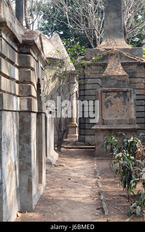 Kolkata Park Street Cemetery, 1767, am 8. Februar 2016 in Kolkata, Indien eröffnet. Stockfoto