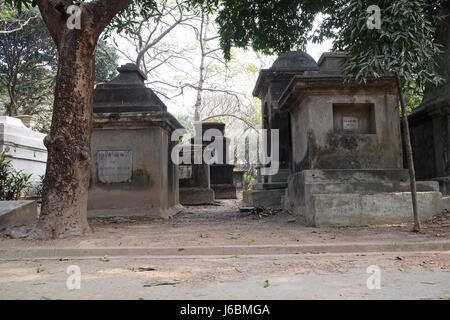 Kolkata Park Street Cemetery, 1767, am 8. Februar 2016 in Kolkata, Indien eröffnet. Stockfoto