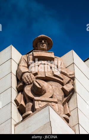 Statue am Anzac War Memorial - Sydney - Australien. Stockfoto