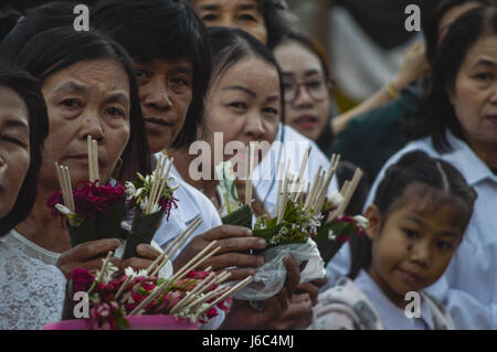 Chiang Rai, Thailand: 29. Dezember 2016. Florale Angebote Festival 1. Mal der traditionelle Verdienst machen Zeremonie. Stockfoto