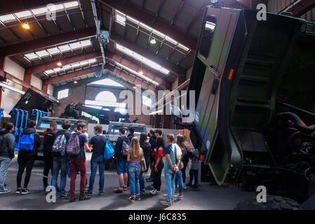 Französische Armee sensibilisiert junge Schüler zu Staatsbürgerschaft Gefühl Stockfoto