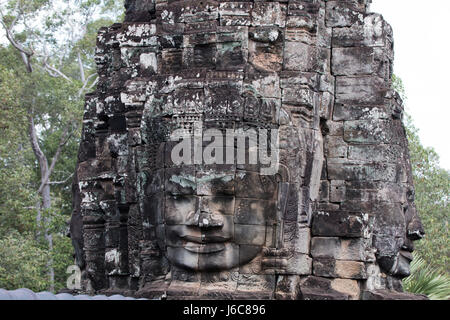 Großaufnahme eines Gesichts im Bayon Tempel in Angkor Wat Komplex Stockfoto