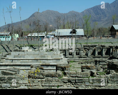 Martand Sun Tempel, Union Gebiet von Kaschmir, Surya (die oberste Sonnengottheit im Hinduismus) und während des 8. Jahrhunderts u.Z. gebaut. (© Saji Maramon) Stockfoto