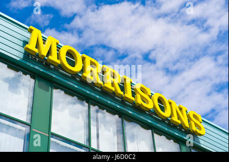 Außenseite des Safeway-Supermarkt in Newport, South Wales, UK Stockfoto