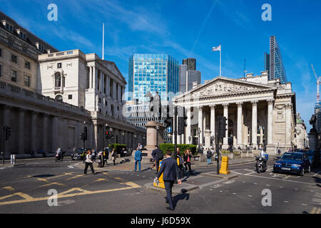 Bank Kreuzung mit der Bank von England und der Royal Exchange Gebäude in London, England Vereinigtes Königreich Großbritannien Stockfoto