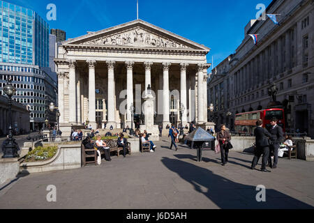 Die Royal Exchange Gebäude in London England Vereinigtes Königreich UK Stockfoto