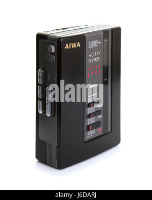 SWINDON, UK - 20. Mai 2017: AIWA Auto Reverse Stereo Cassette Player auf weißem Hintergrund Stockfoto
