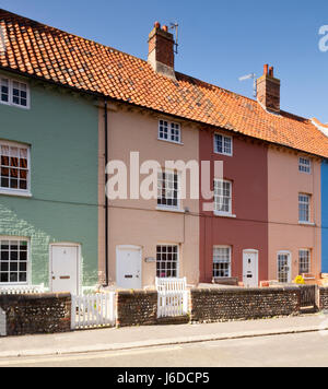 Traditionelle Fischer Hütten, Cromer, Norfolk, Großbritannien Stockfoto