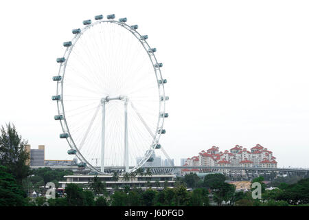Singapore Flyer - das größte Riesenrad der Welt. Stockfoto