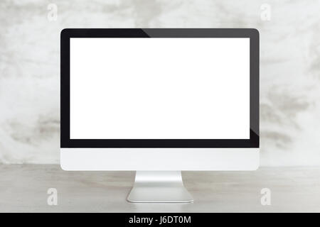 Desktop-Computer auf Arbeit Schreibtisch mit leerer Bildschirm Stockfoto
