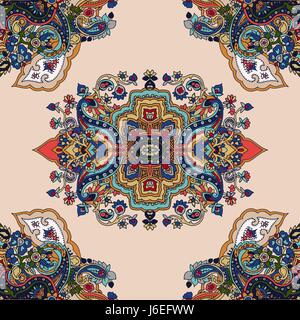 Nahtlose abstrakte geometrische Paisleymuster mit stilisierten Lotusblüten. Traditionelle orientalische ethnischen Ornament auf beigen Hintergrund. Textil-Design. Stock Vektor
